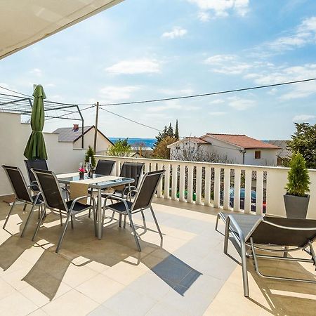 Apartmani Bregovec Maslenica Exterior foto