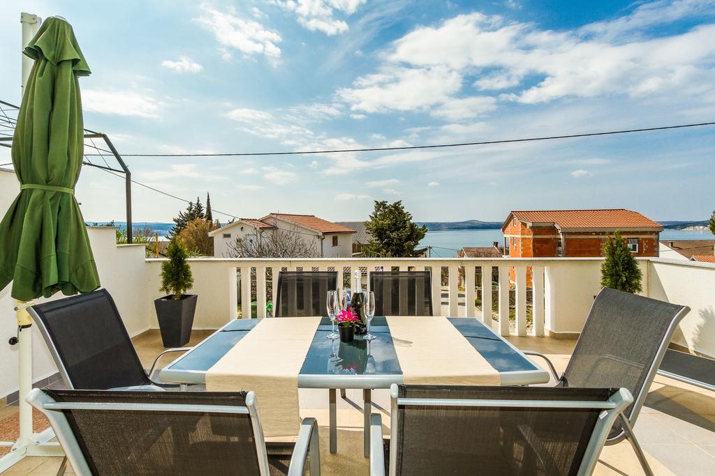 Apartmani Bregovec Maslenica Exterior foto