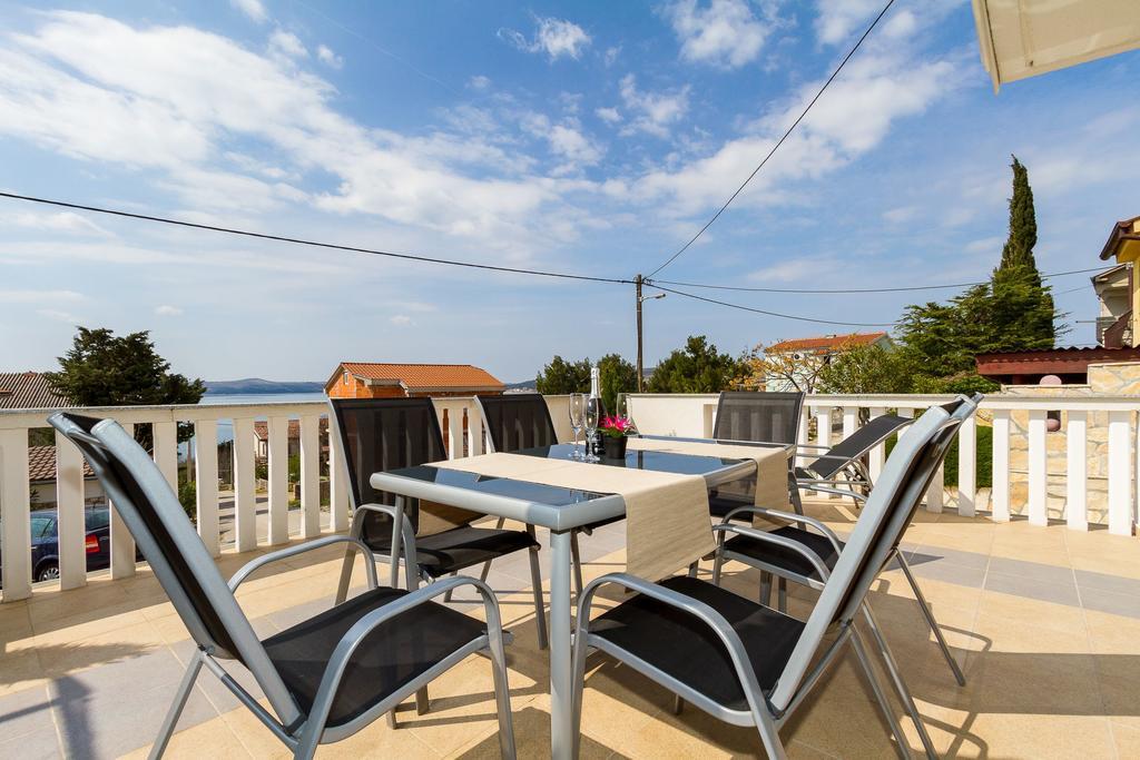 Apartmani Bregovec Maslenica Exterior foto
