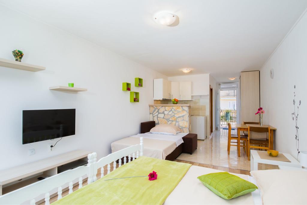 Apartmani Bregovec Maslenica Exterior foto