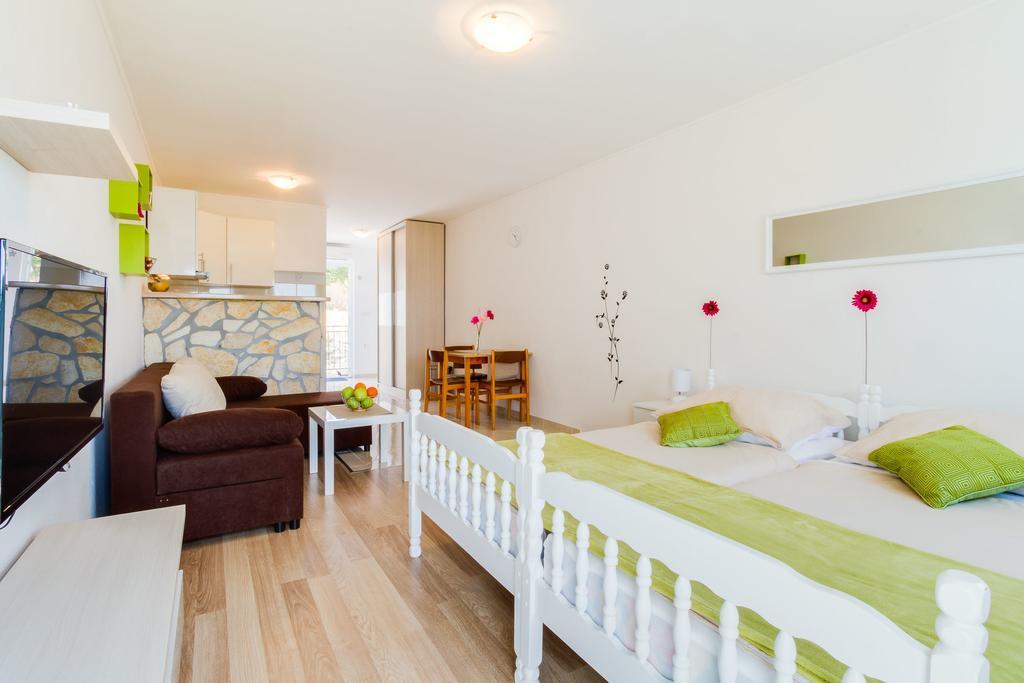 Apartmani Bregovec Maslenica Exterior foto