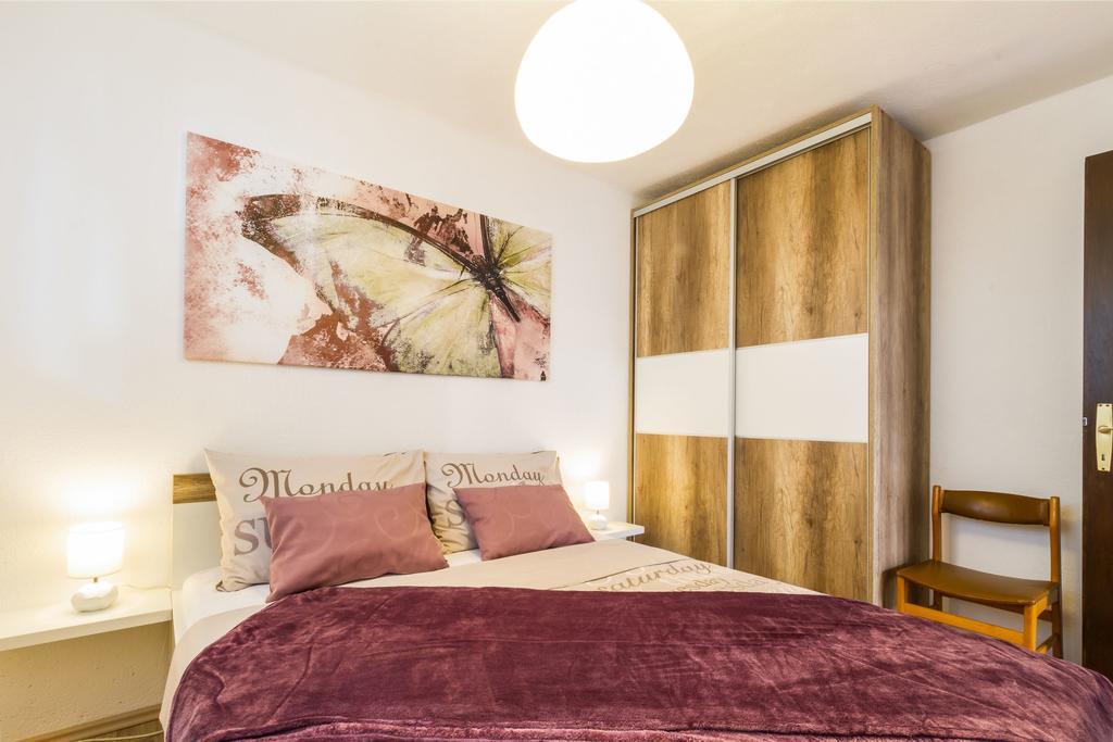 Apartmani Bregovec Maslenica Exterior foto