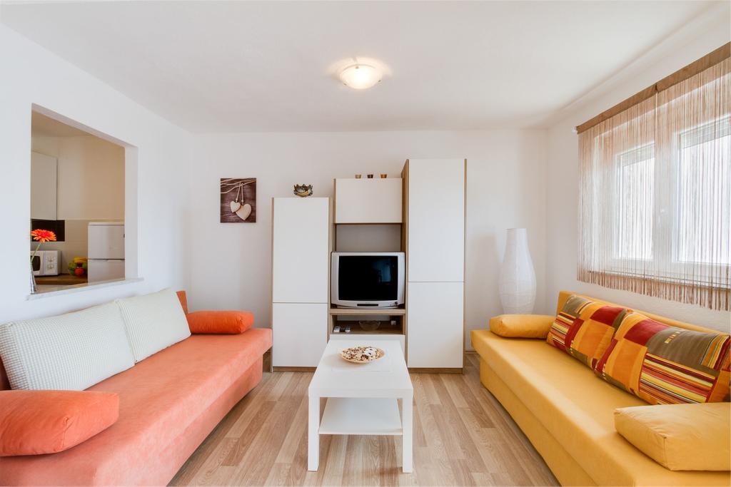 Apartmani Bregovec Maslenica Exterior foto