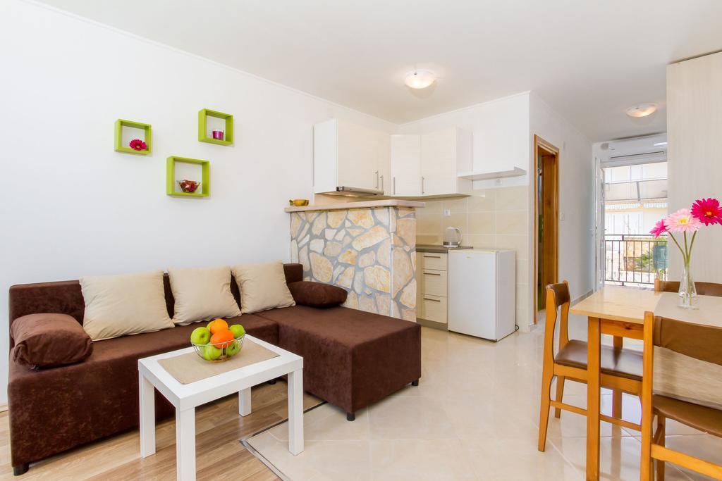 Apartmani Bregovec Maslenica Exterior foto