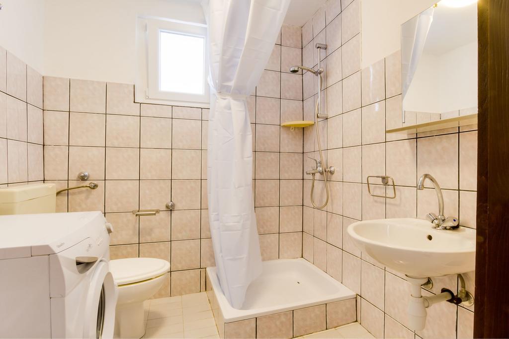 Apartmani Bregovec Maslenica Exterior foto